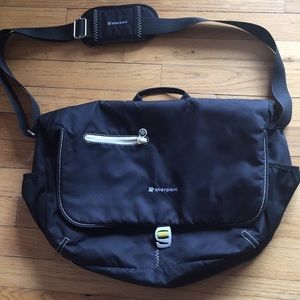 Sherpani Crossbody Messenger Bag